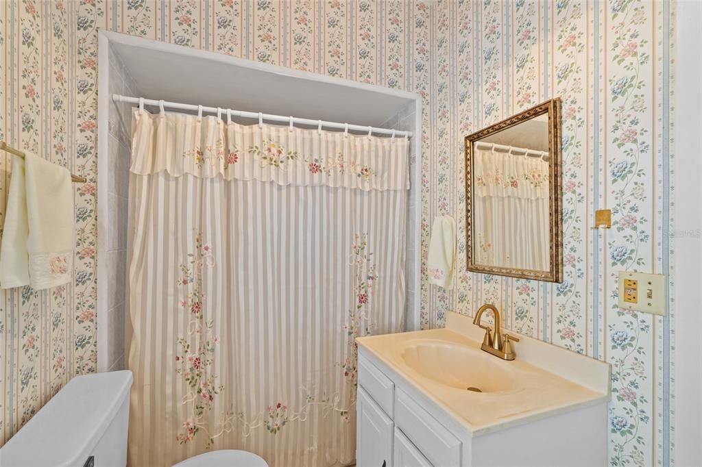 待售: $995,000 (5 贝兹, 2 浴室, 3572 平方英尺)