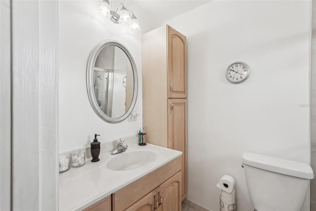 For Sale: $225,000 (2 beds, 1 baths, 1200 Square Feet)