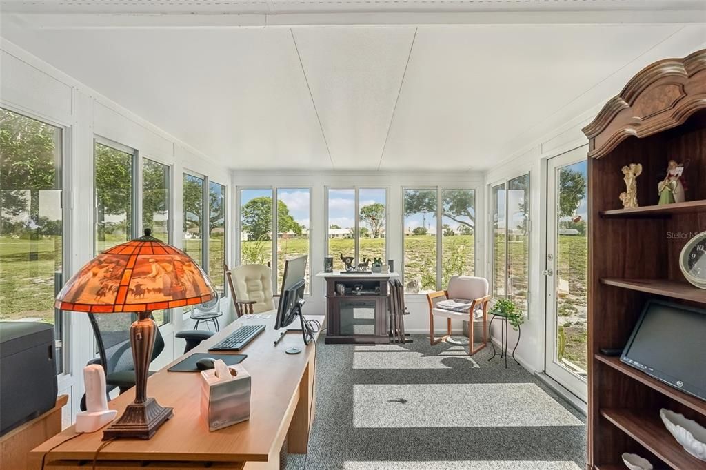 For Sale: $225,000 (2 beds, 1 baths, 1200 Square Feet)