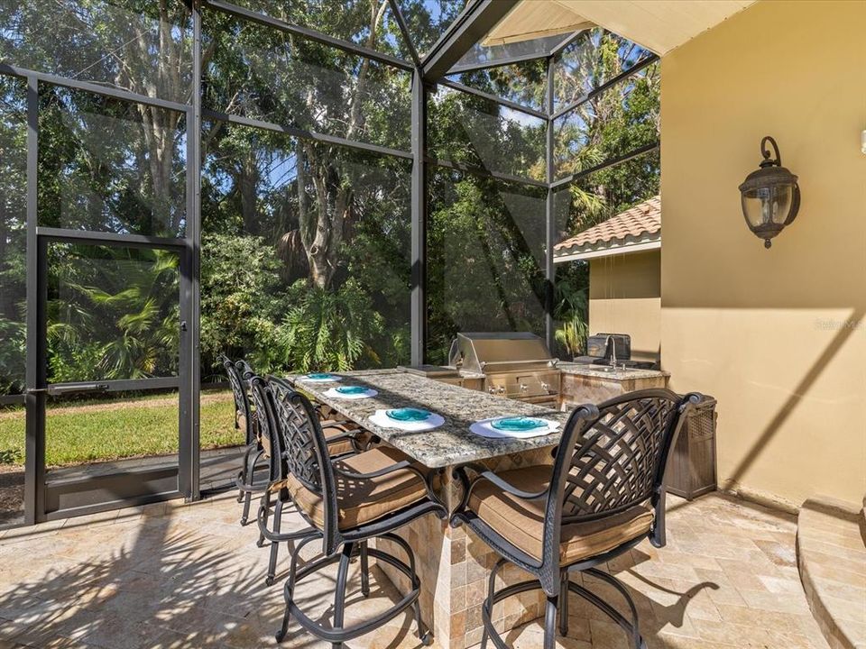 合同活跃: $995,000 (4 贝兹, 4 浴室, 3854 平方英尺)