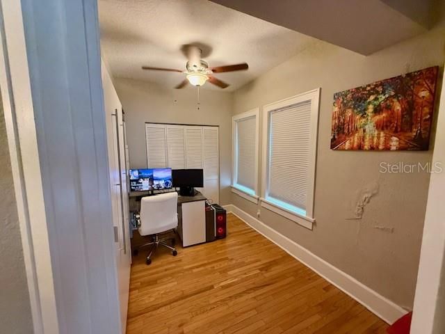 For Rent: $3,000 (2 beds, 2 baths, 969 Square Feet)