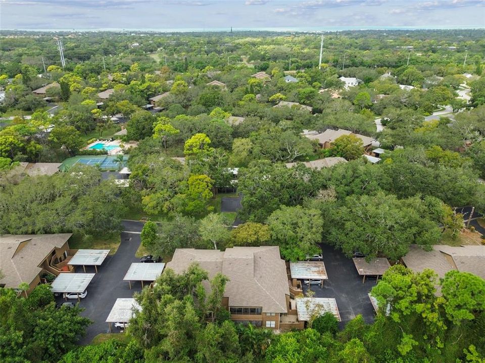 Active With Contract: $194,900 (2 beds, 2 baths, 1050 Square Feet)