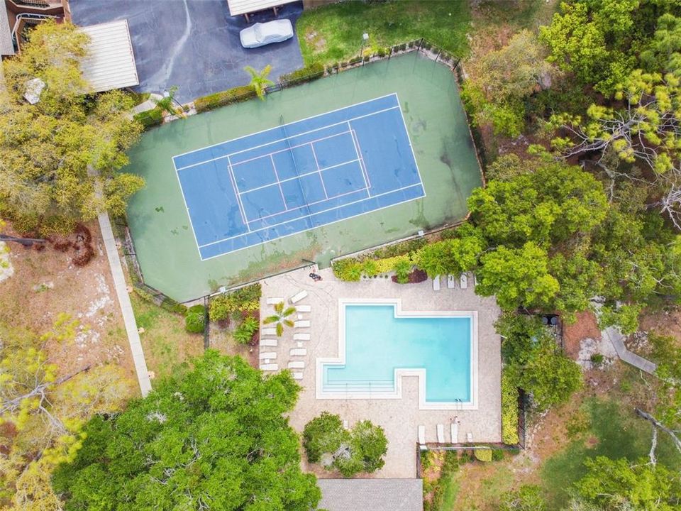 Active With Contract: $194,900 (2 beds, 2 baths, 1050 Square Feet)