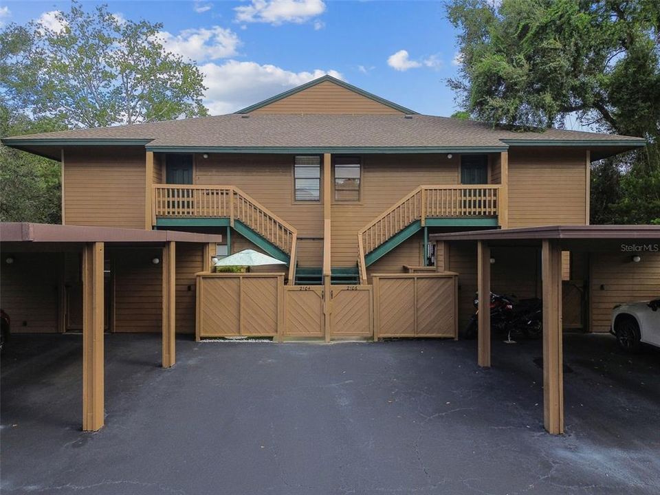 Active With Contract: $194,900 (2 beds, 2 baths, 1050 Square Feet)