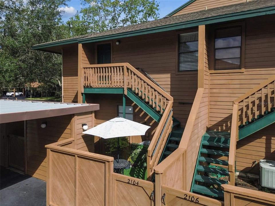 Active With Contract: $194,900 (2 beds, 2 baths, 1050 Square Feet)