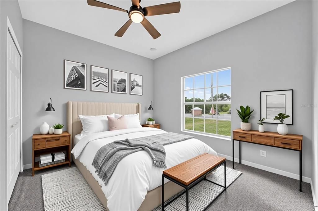 Activo con contrato: $304,900 (4 camas, 3 baños, 2349 Pies cuadrados)