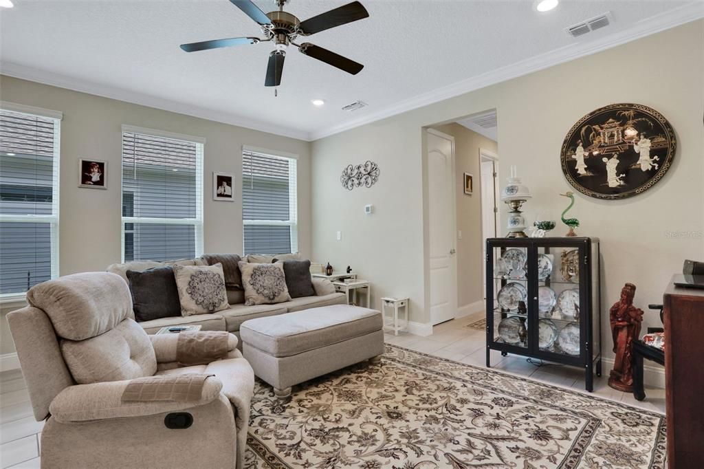 待售: $765,000 (5 贝兹, 4 浴室, 3165 平方英尺)