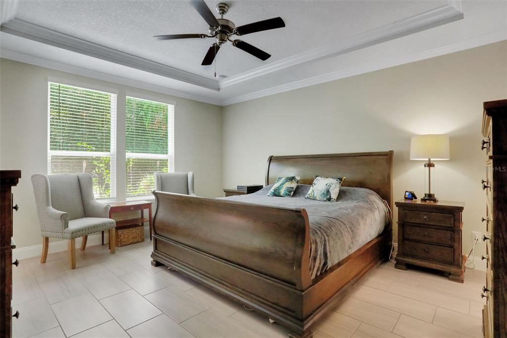 待售: $765,000 (5 贝兹, 4 浴室, 3165 平方英尺)