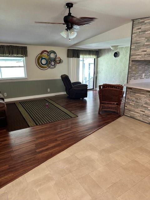 En Venta: $187,000 (3 camas, 2 baños, 1498 Pies cuadrados)