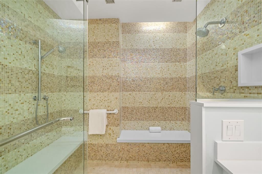 En Venta: $2,900,000 (3 camas, 3 baños, 2255 Pies cuadrados)