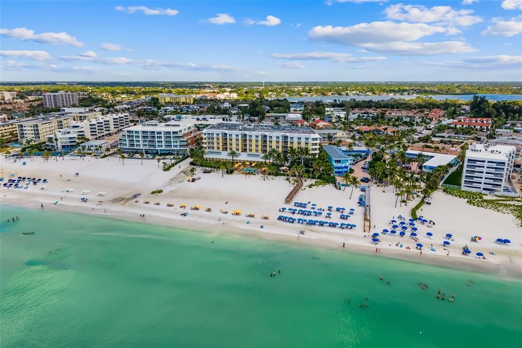 En Venta: $2,900,000 (3 camas, 3 baños, 2255 Pies cuadrados)