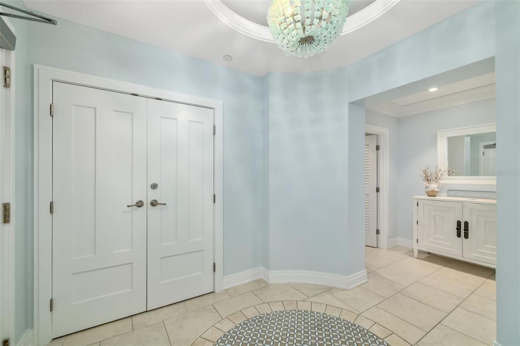 En Venta: $2,900,000 (3 camas, 3 baños, 2255 Pies cuadrados)