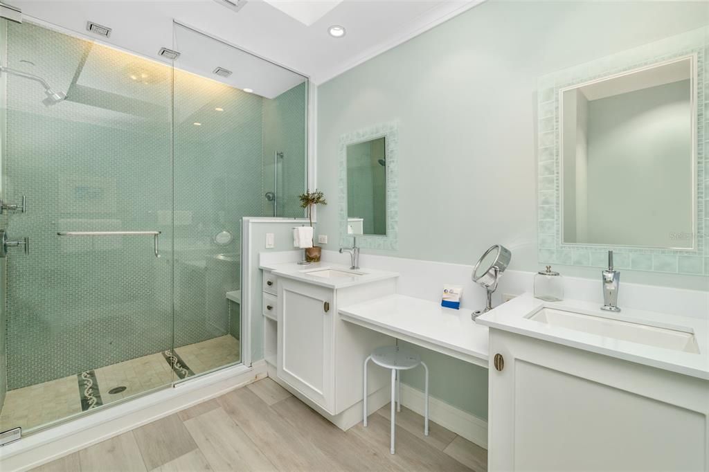 En Venta: $2,900,000 (3 camas, 3 baños, 2255 Pies cuadrados)