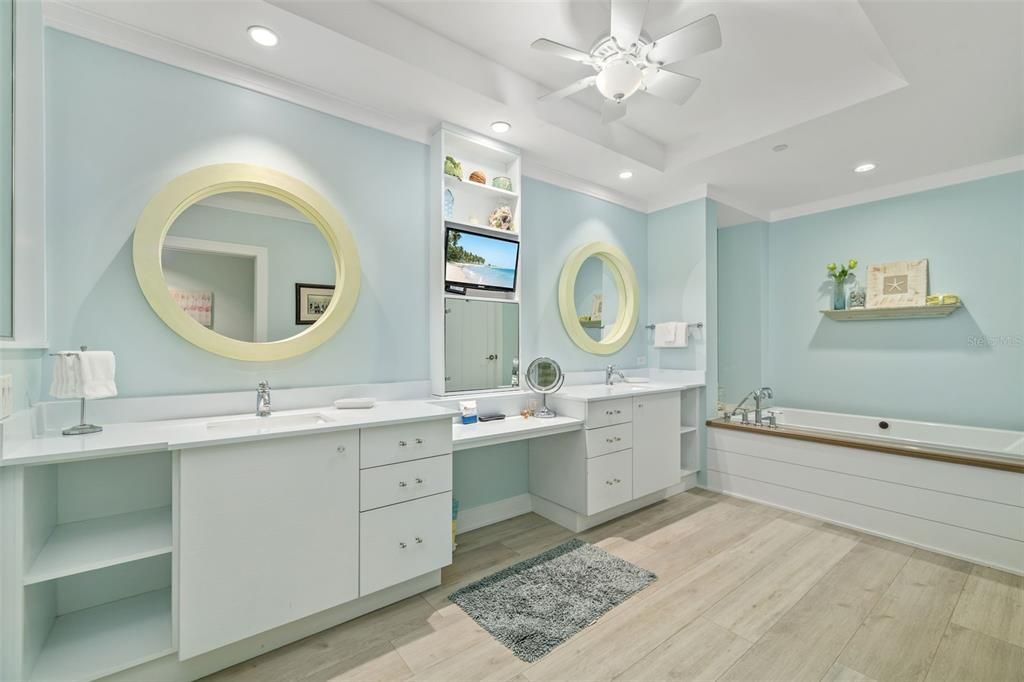 En Venta: $2,900,000 (3 camas, 3 baños, 2255 Pies cuadrados)