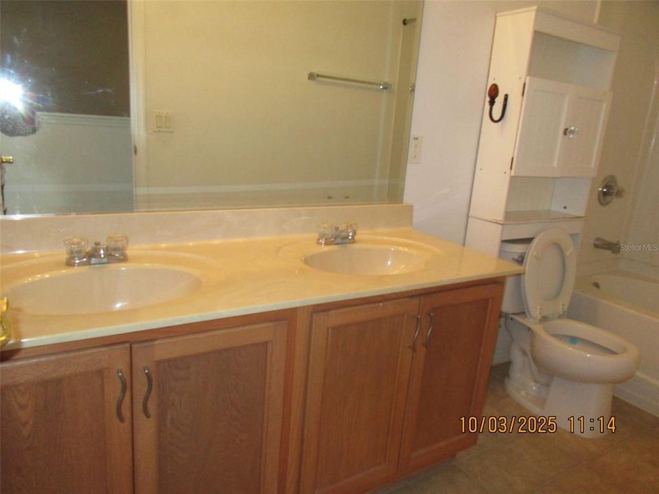 出租: $2,875 (5 贝兹, 4 浴室, 3127 平方英尺)