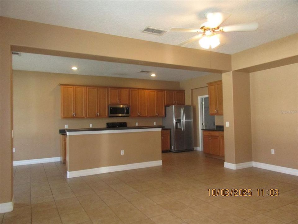 出租: $2,875 (5 贝兹, 4 浴室, 3127 平方英尺)