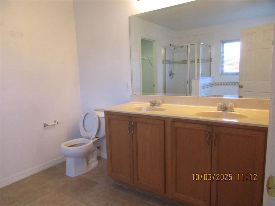 出租: $2,875 (5 贝兹, 4 浴室, 3127 平方英尺)