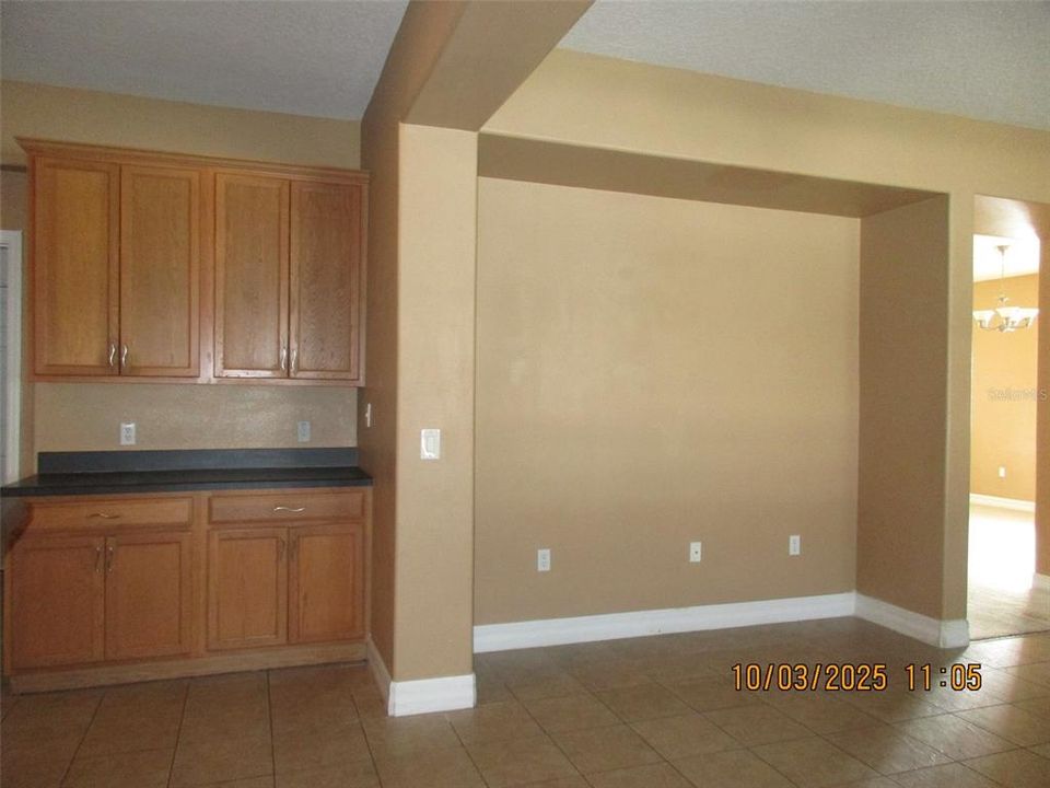 出租: $2,875 (5 贝兹, 4 浴室, 3127 平方英尺)