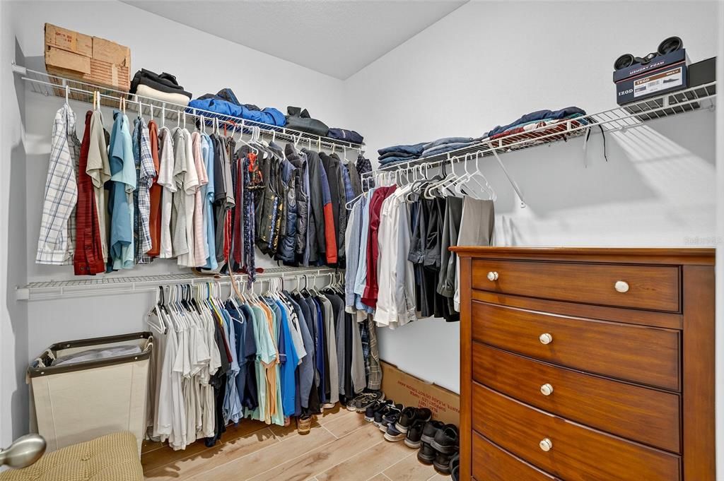 For Sale: $399,999 (4 beds, 2 baths, 2110 Square Feet)