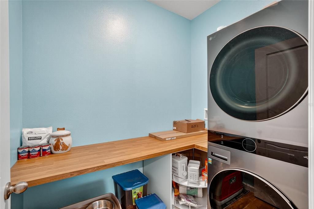 For Sale: $399,999 (4 beds, 2 baths, 2110 Square Feet)