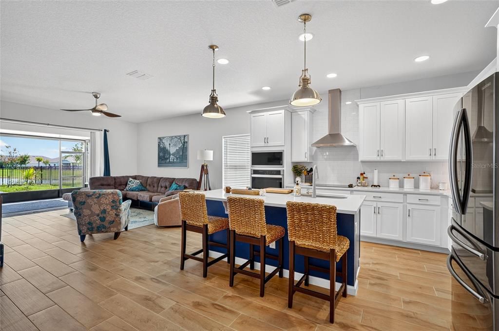 For Sale: $399,999 (4 beds, 2 baths, 2110 Square Feet)