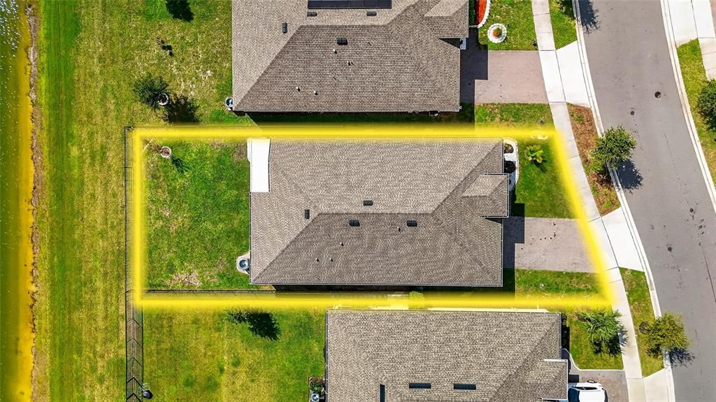 For Sale: $399,999 (4 beds, 2 baths, 2110 Square Feet)