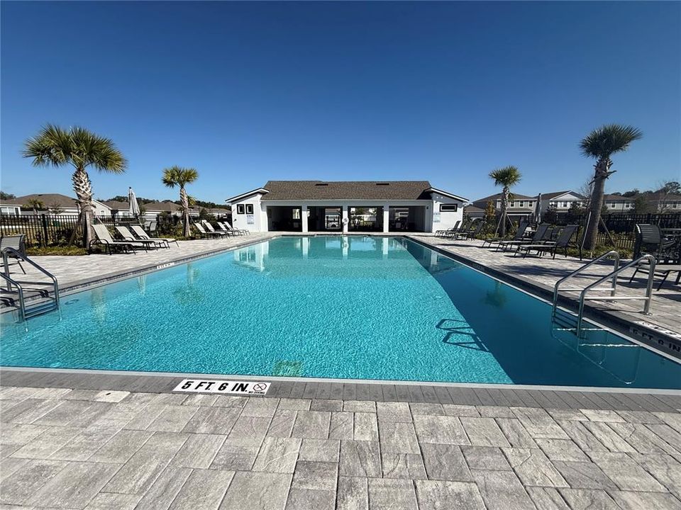 For Sale: $399,999 (4 beds, 2 baths, 2110 Square Feet)