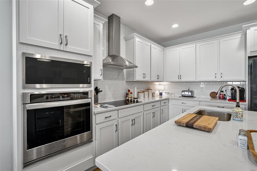 For Sale: $399,999 (4 beds, 2 baths, 2110 Square Feet)