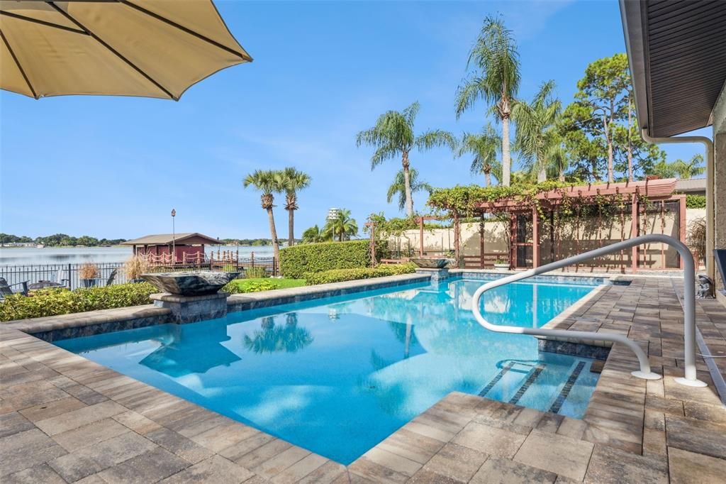 For Sale: $1,625,000 (4 beds, 3 baths, 2668 Square Feet)