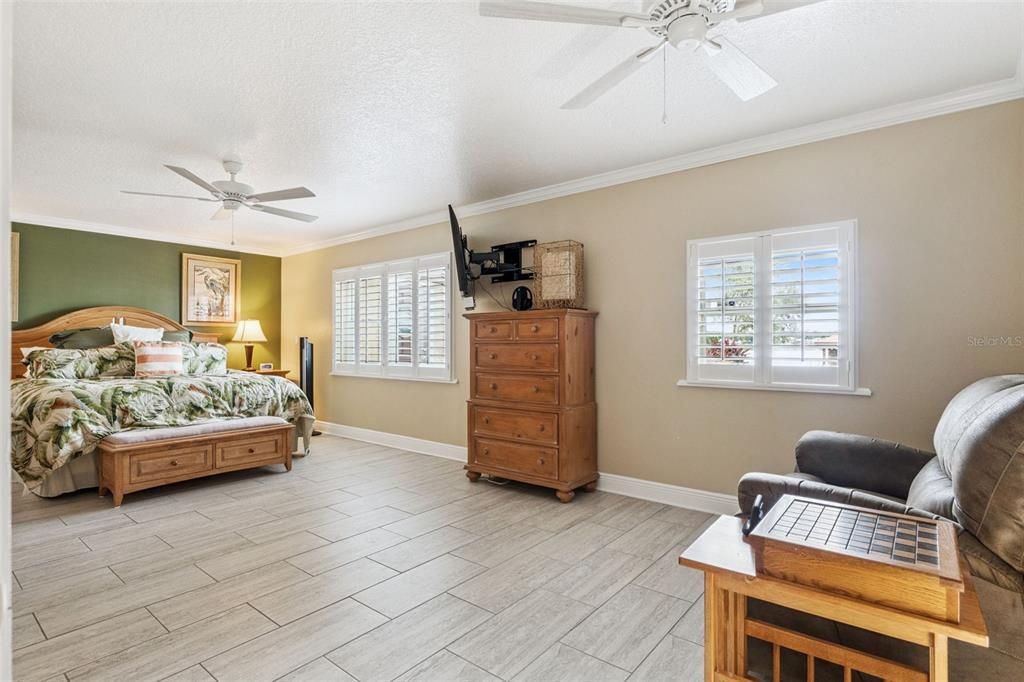 For Sale: $1,625,000 (4 beds, 3 baths, 2668 Square Feet)