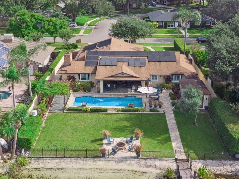 For Sale: $1,625,000 (4 beds, 3 baths, 2668 Square Feet)