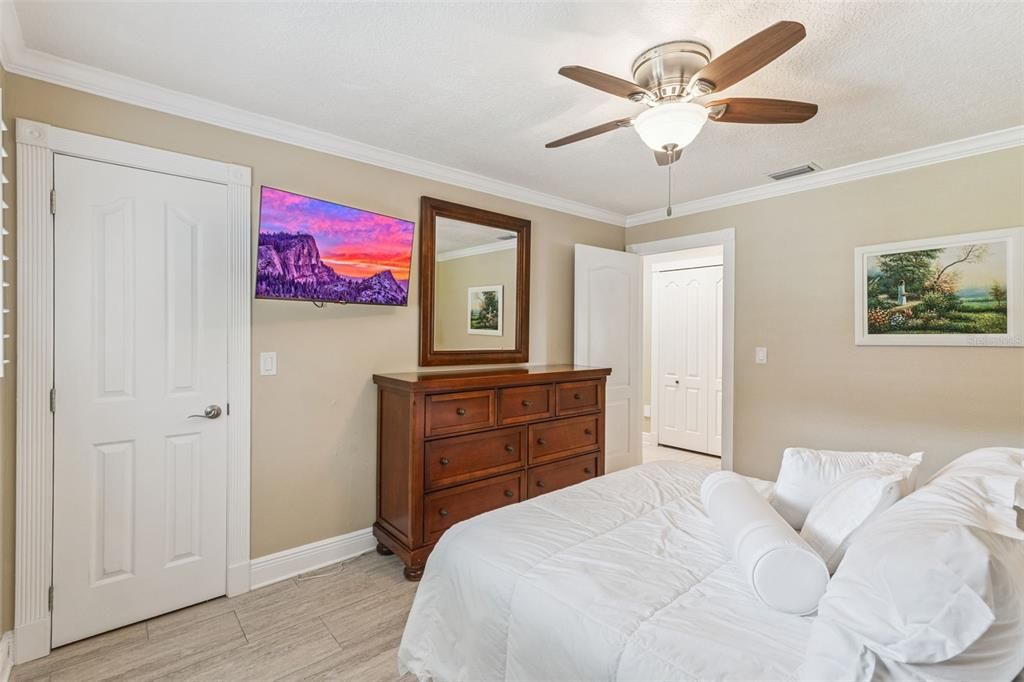 For Sale: $1,625,000 (4 beds, 3 baths, 2668 Square Feet)