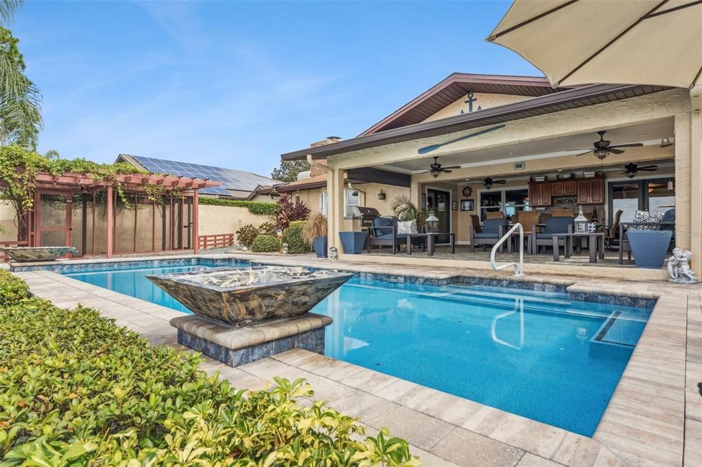 For Sale: $1,625,000 (4 beds, 3 baths, 2668 Square Feet)