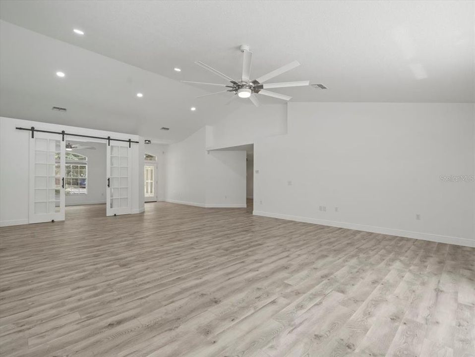 待售: $575,000 (4 贝兹, 3 浴室, 3009 平方英尺)