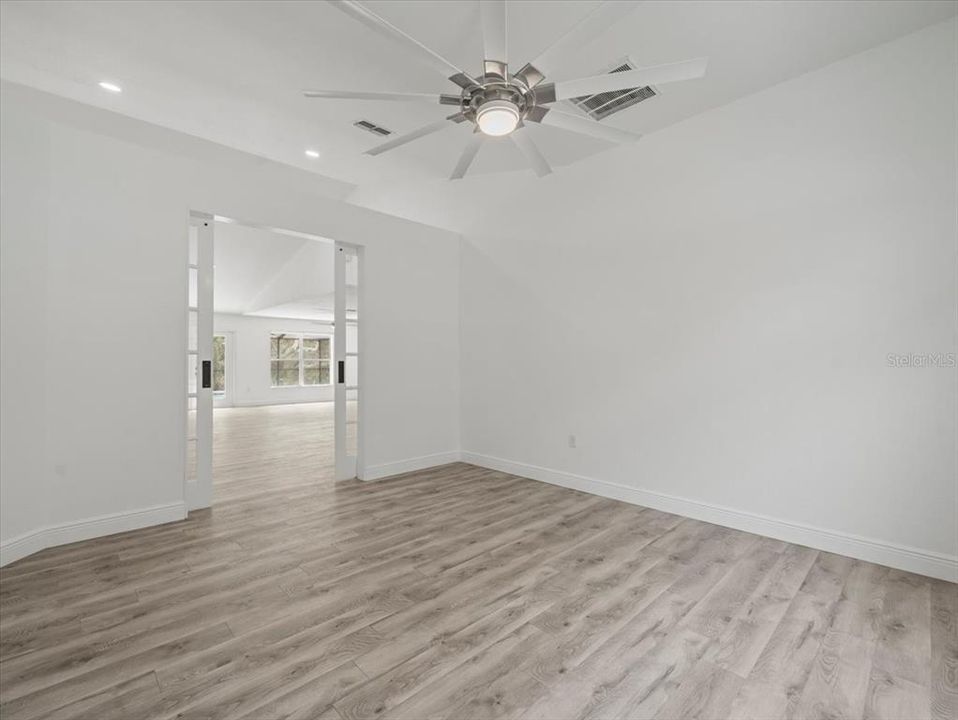 待售: $575,000 (4 贝兹, 3 浴室, 3009 平方英尺)