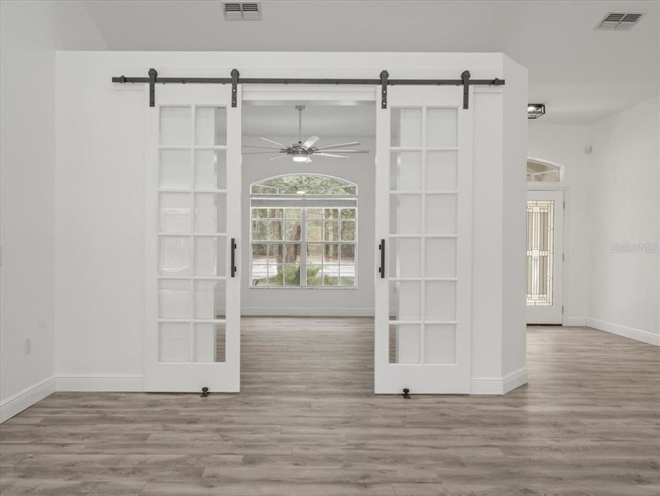 待售: $575,000 (4 贝兹, 3 浴室, 3009 平方英尺)