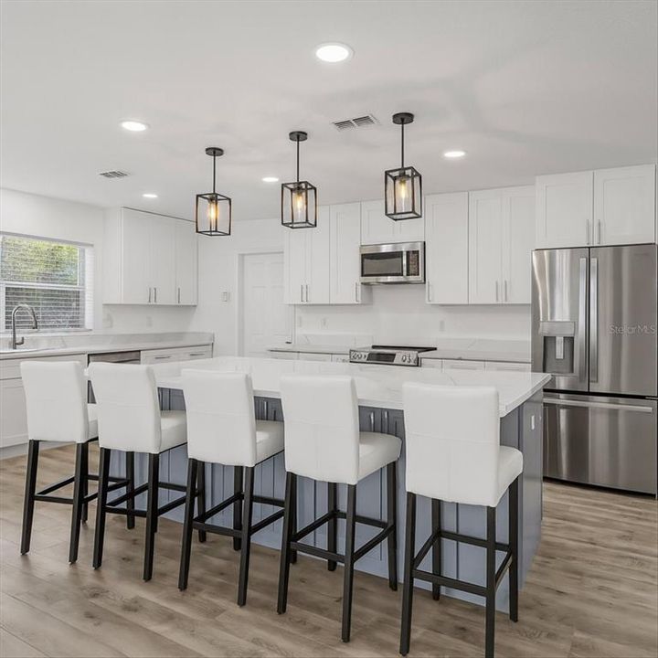 待售: $575,000 (4 贝兹, 3 浴室, 3009 平方英尺)