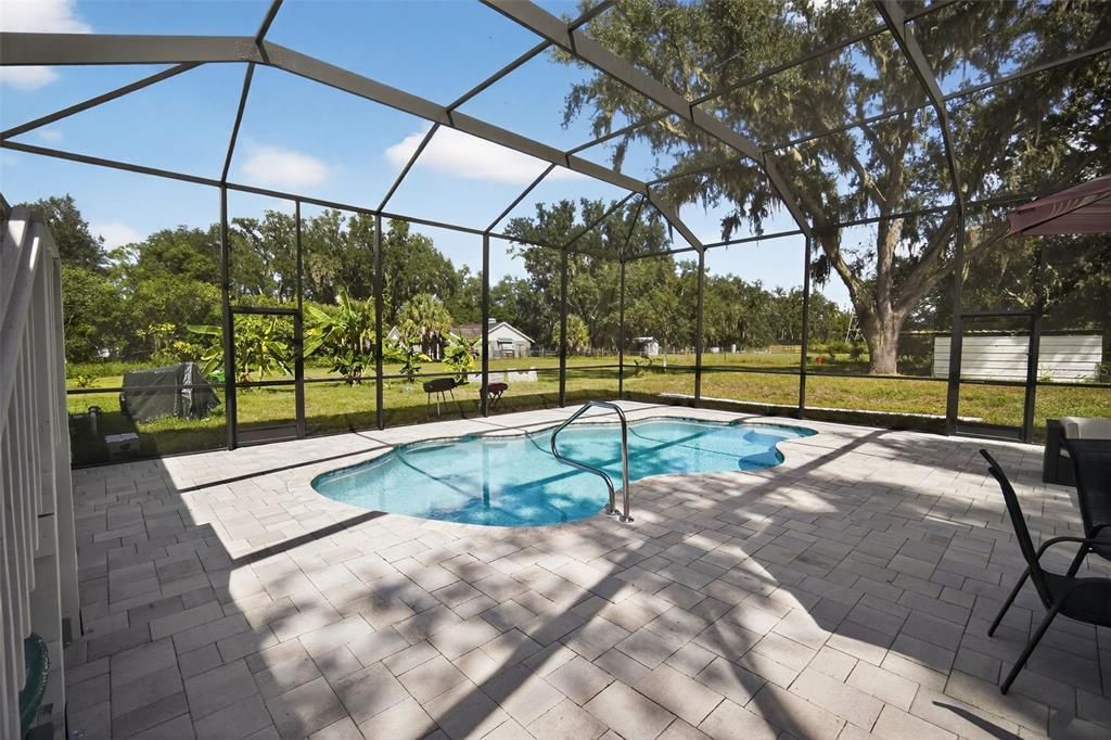 For Sale: $449,000 (4 beds, 2 baths, 1725 Square Feet)