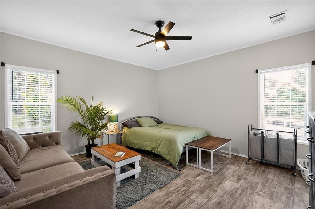 For Sale: $449,000 (4 beds, 2 baths, 1725 Square Feet)