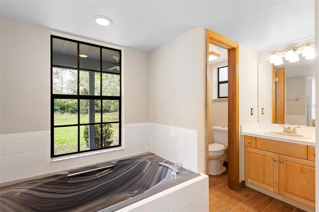 待售: $659,900 (3 贝兹, 3 浴室, 1940 平方英尺)