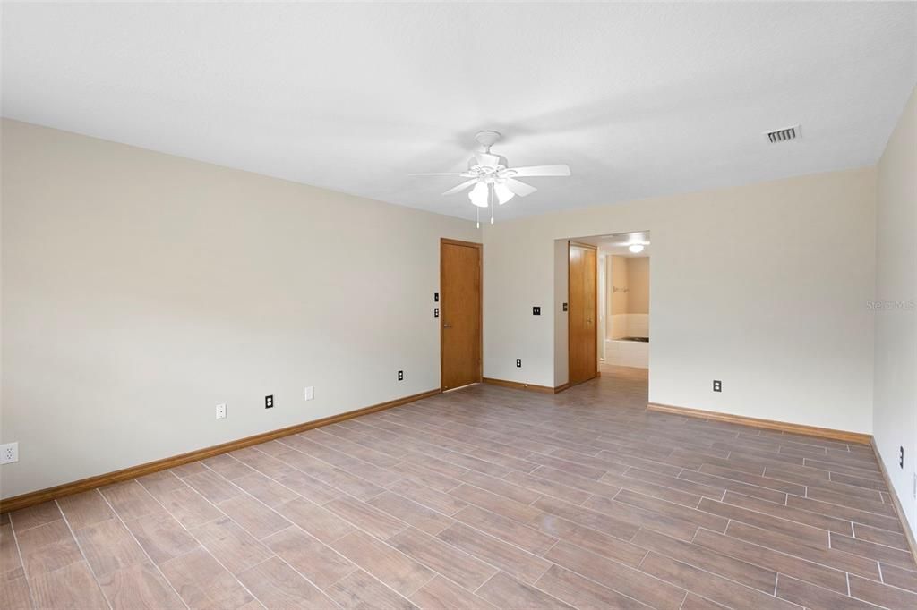 待售: $659,900 (3 贝兹, 3 浴室, 1940 平方英尺)