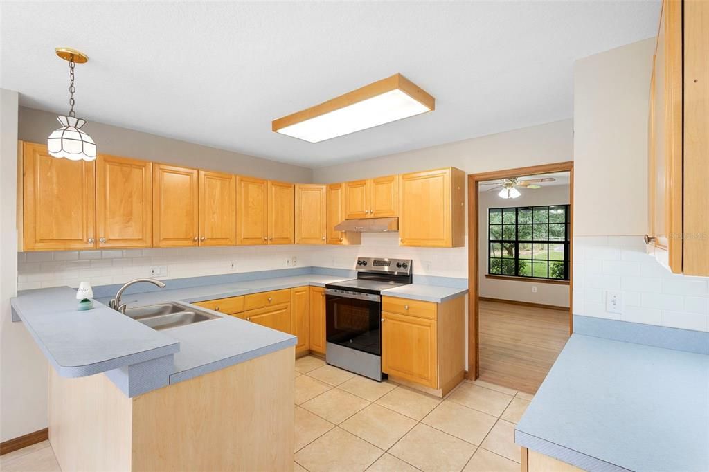 待售: $659,900 (3 贝兹, 3 浴室, 1940 平方英尺)