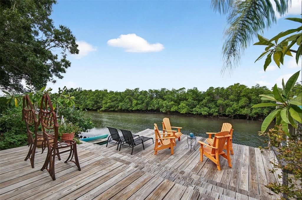 En Venta: $700,000 (3 camas, 3 baños, 1879 Pies cuadrados)