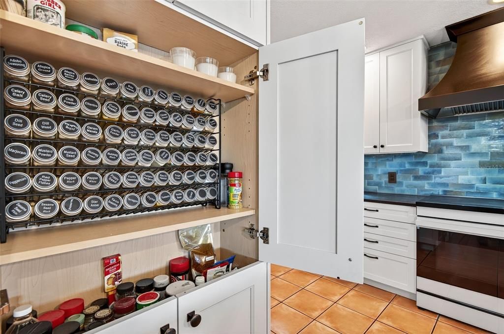 En Venta: $700,000 (3 camas, 3 baños, 1879 Pies cuadrados)