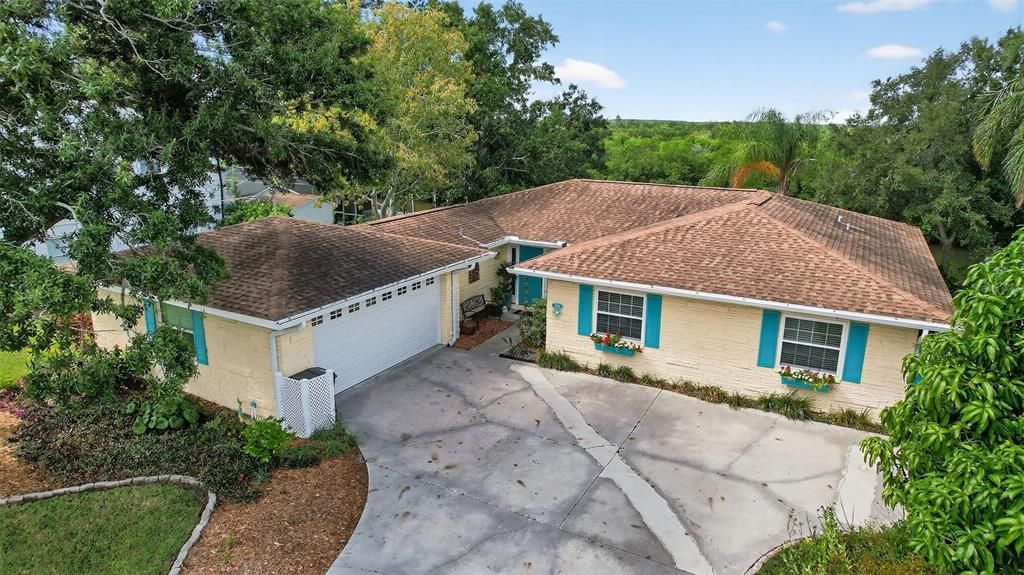 En Venta: $700,000 (3 camas, 3 baños, 1879 Pies cuadrados)