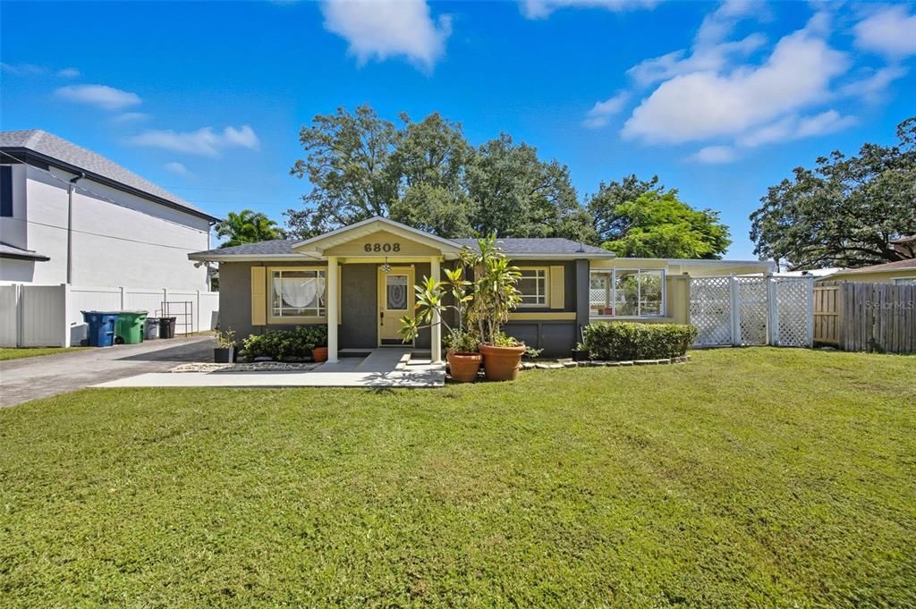 Vendido Recientemente: $260,000 (2 camas, 1 baños, 775 Pies cuadrados)