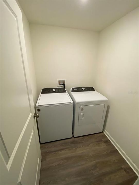 For Rent: $1,899 (3 beds, 2 baths, 1263 Square Feet)