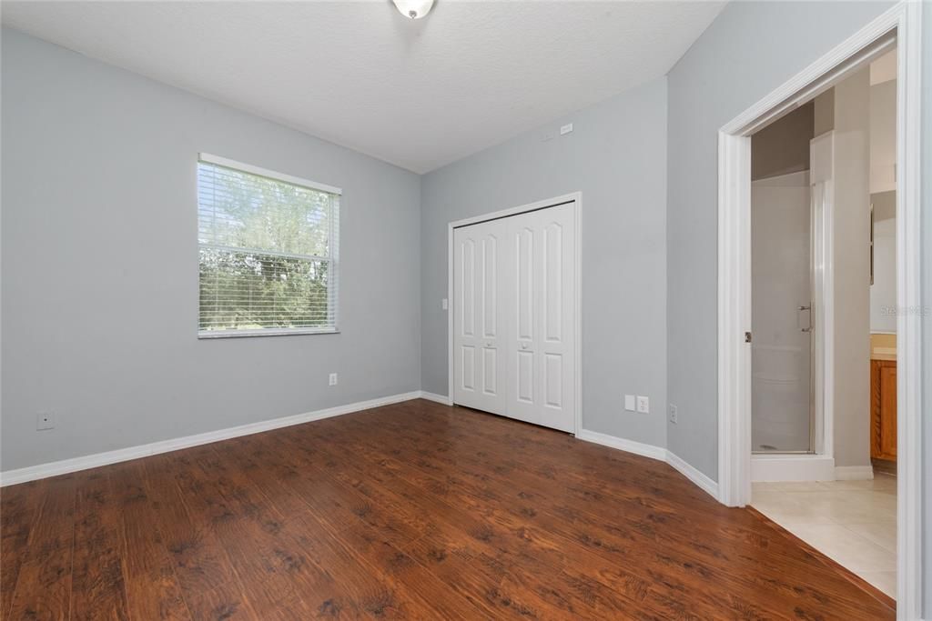 В аренду: $1,925 (2 спален, 2 ванн, 987 Квадратных фут)