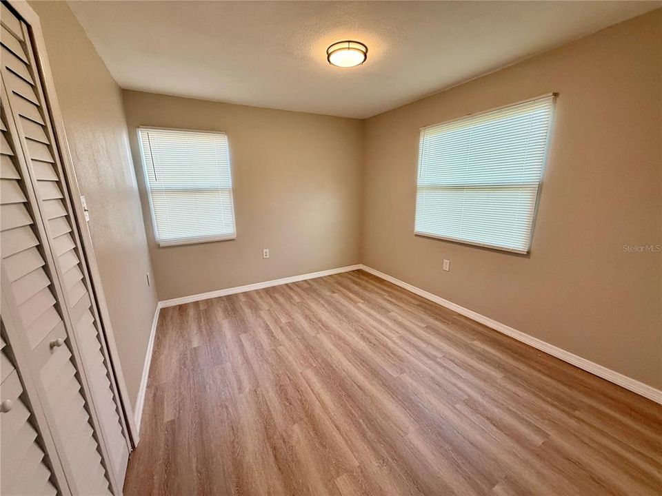 For Sale: $99,000 (3 beds, 2 baths, 1338 Square Feet)