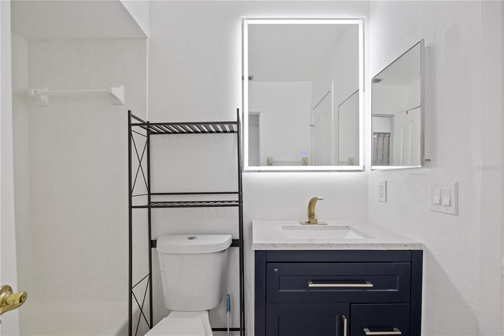 En Venta: $200,000 (2 camas, 2 baños, 1200 Pies cuadrados)